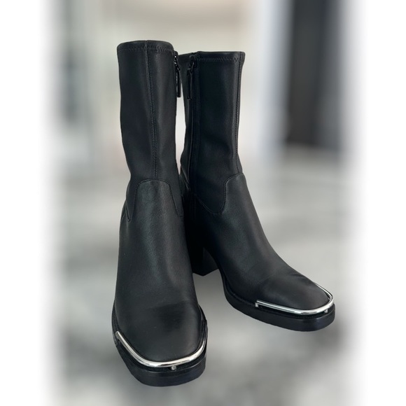 Alexander Wang Leather Ankle Boots. Size 38.5. - Picture 2 of 13